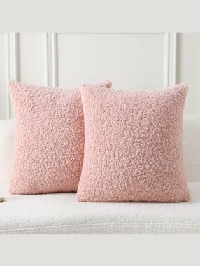 Futei NWT 2pk 24" Faux Fur Teddy Boucle Square Pillow Covers In Pink